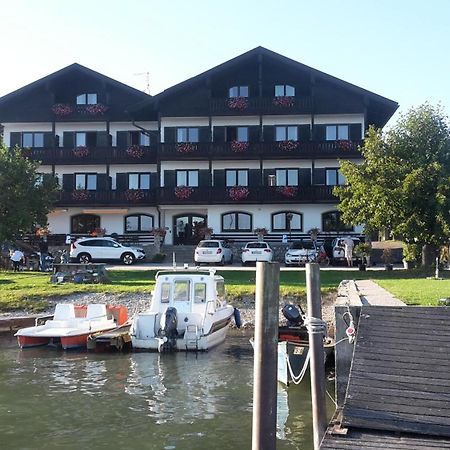 Gaestehaus Gruenaeugl Am See Ґштадт-ам-Кімзе Екстер'єр фото